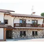 Bressani Alloggio per agriturismo *