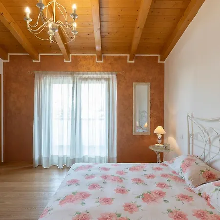 Bressani مزرعة للإقامة *